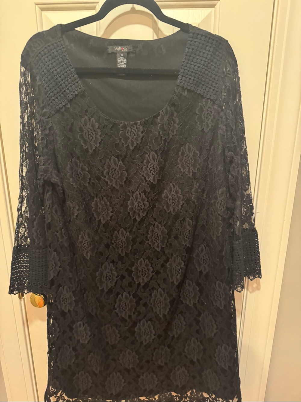 Style & Co. Black Floral Lace Crochet-Sleeve Tunic